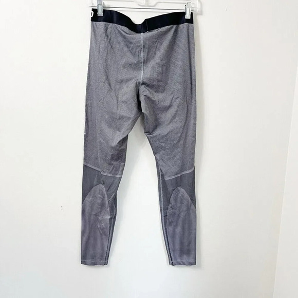 Nike Pro Hyperwarm Leggings Gray L 29x29 Athleisure Base Layer Gorpcore Gym - Picture 7 of 11
